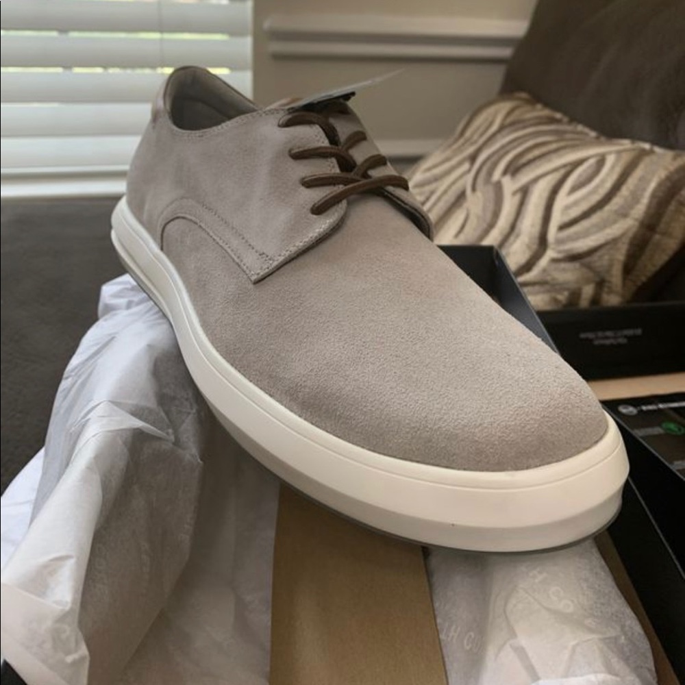 Kenneth Cole Sneakers